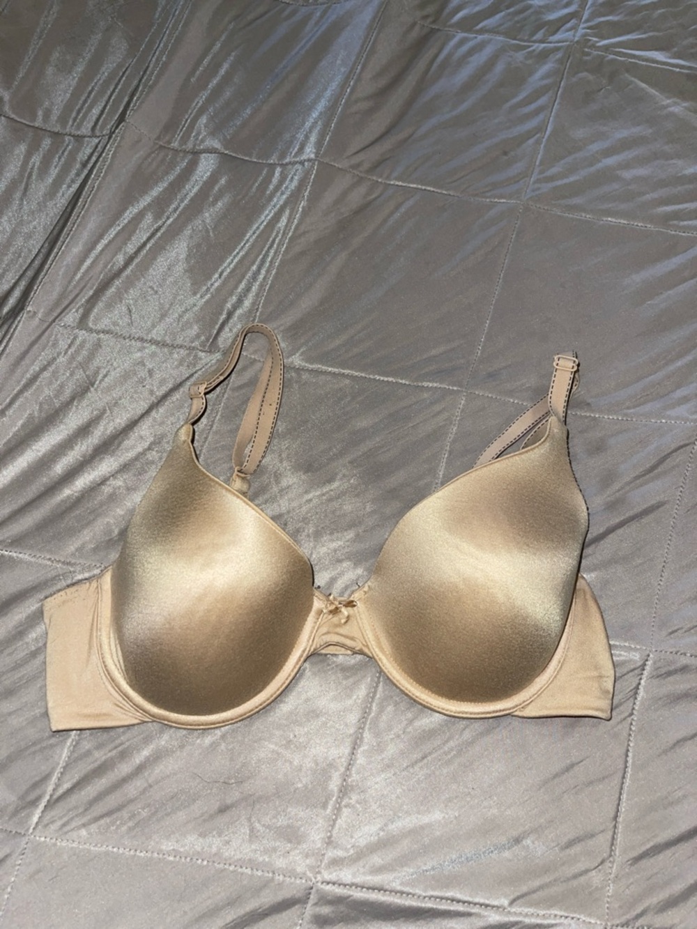 Maidenform  Bra • Beige Nude • Lightly Lined Seamless T‑Shirt Bra Size 38C